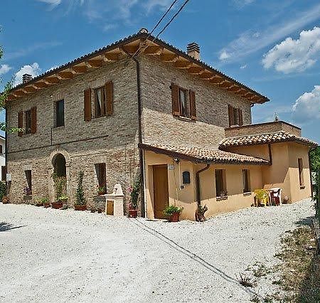 Antica Loggia Hotel Fabriano Buitenkant foto